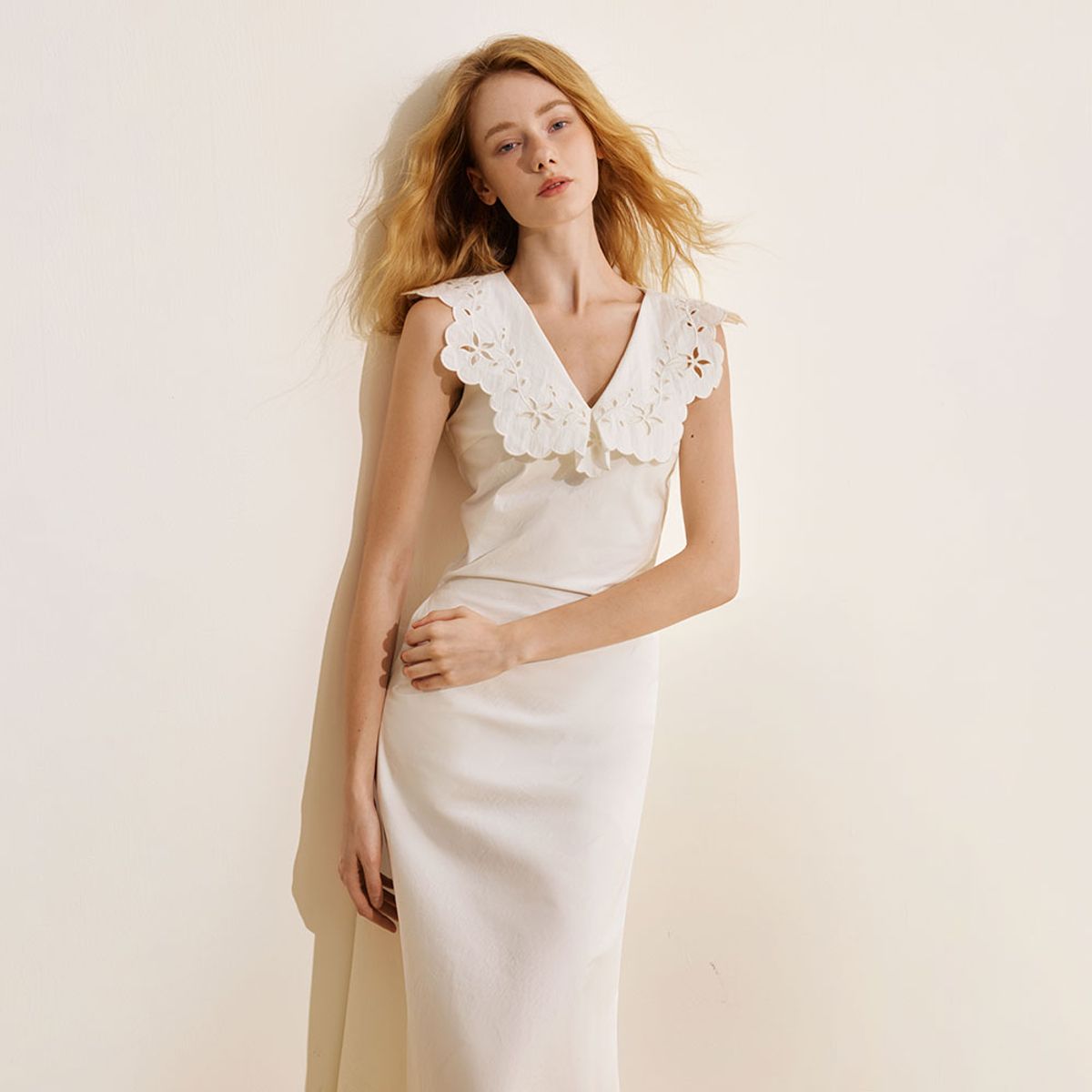 와이와이아이엠(YYIAM) YY_V-neck hollow dress