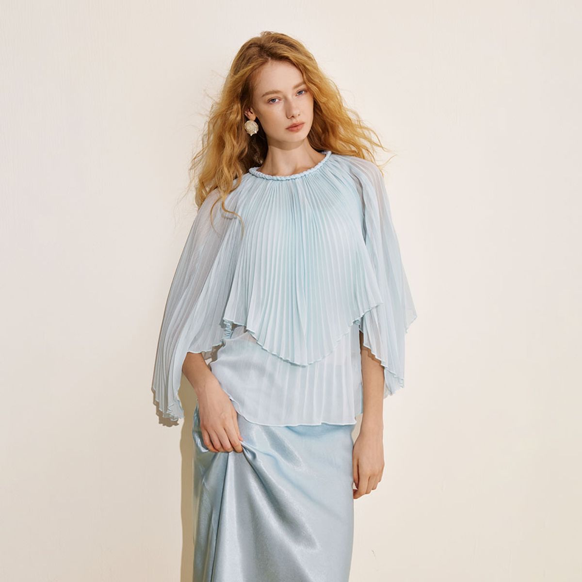 와이와이아이엠(YYIAM) YY_Resort blue chiffon top