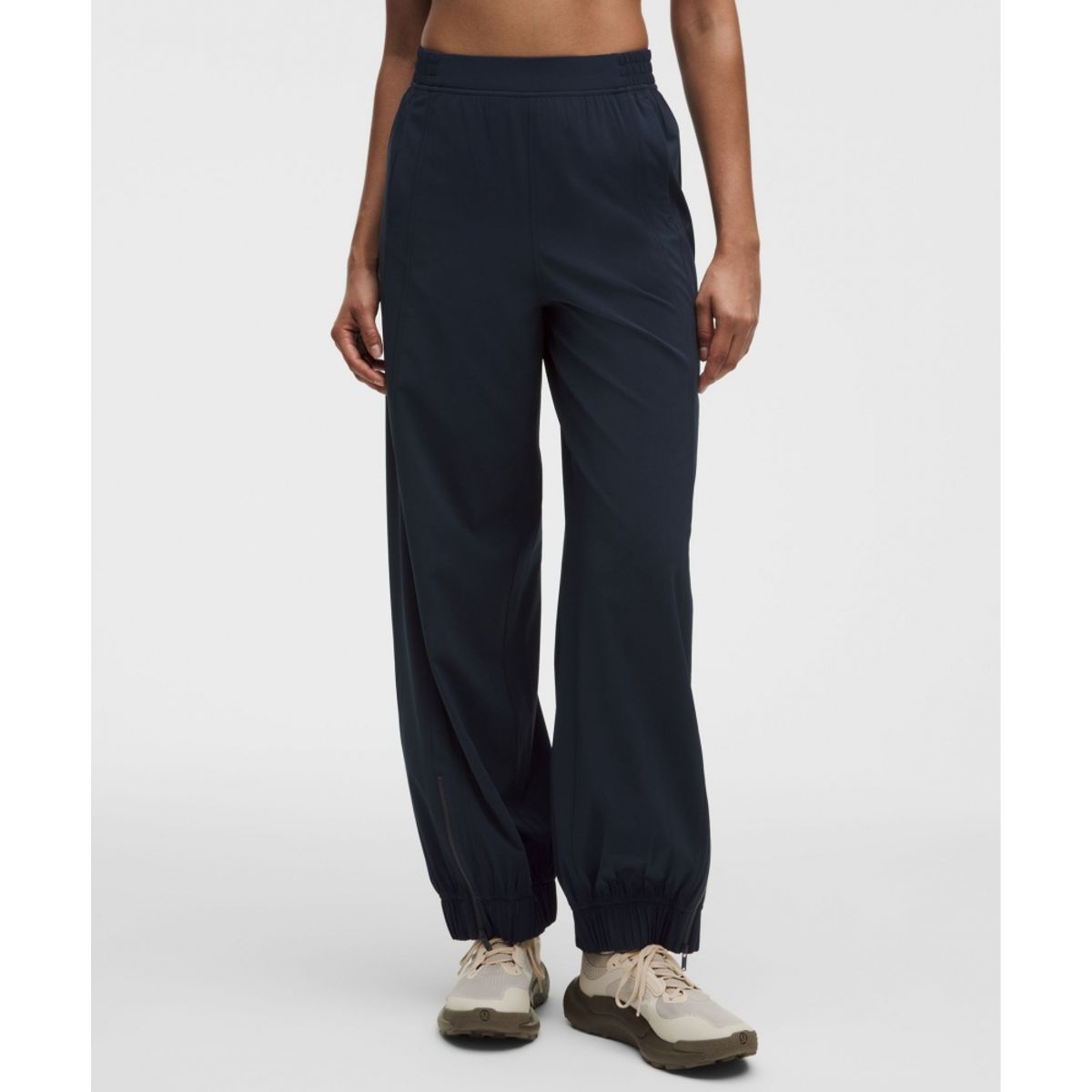 룰루레몬(LULULEMON) 디파인 하이라이즈 스위프트 조거 *레귤러  TRNV BLK