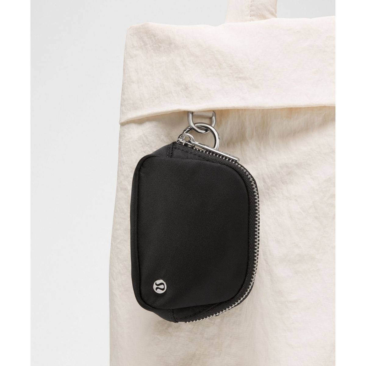 룰루레몬(LULULEMON) 에브리웨어 벨트백 나노  BLK SLVR