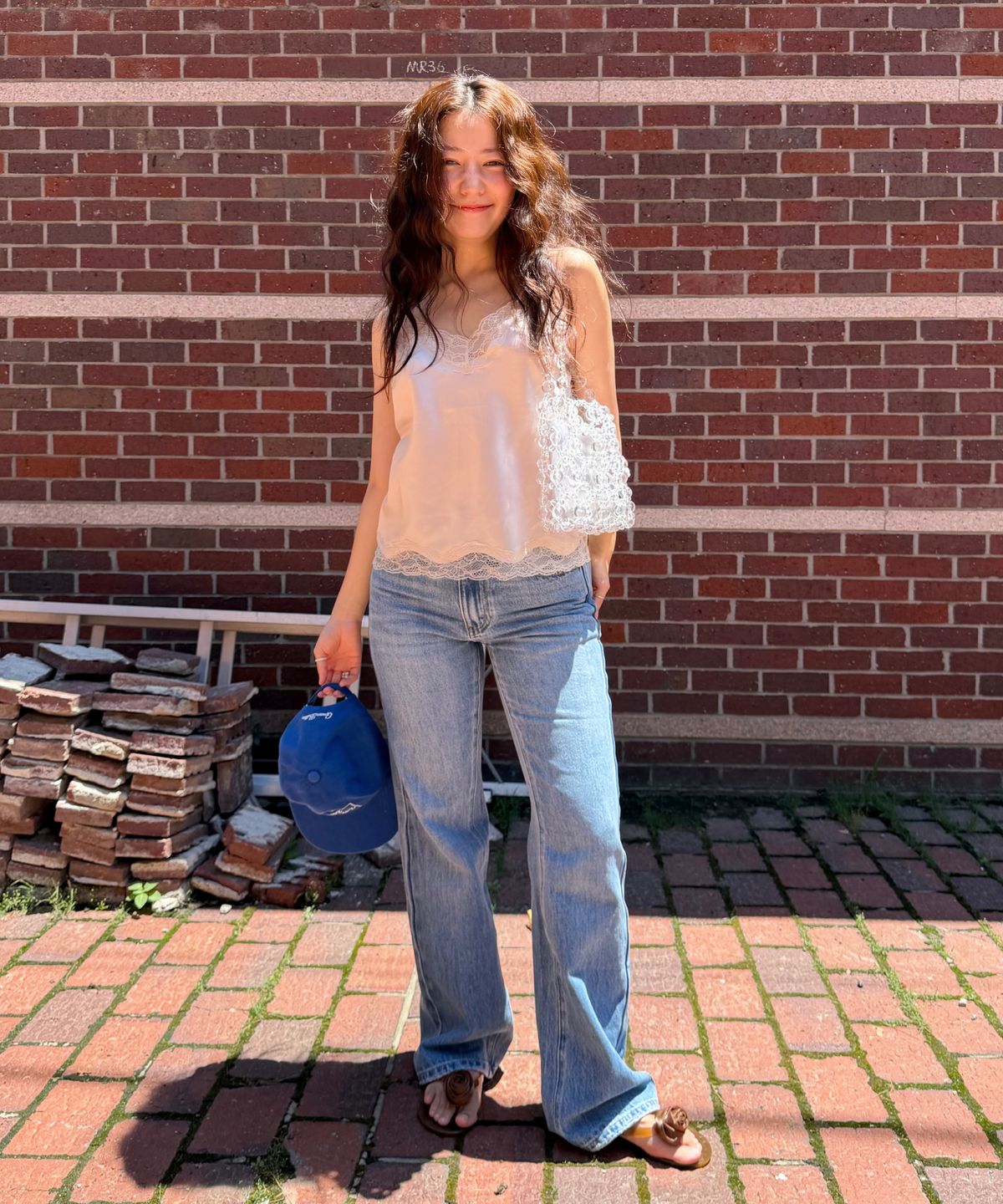 그린버터(GREENBUTTER) Essential Boots-Cut Jeans (Light blue)