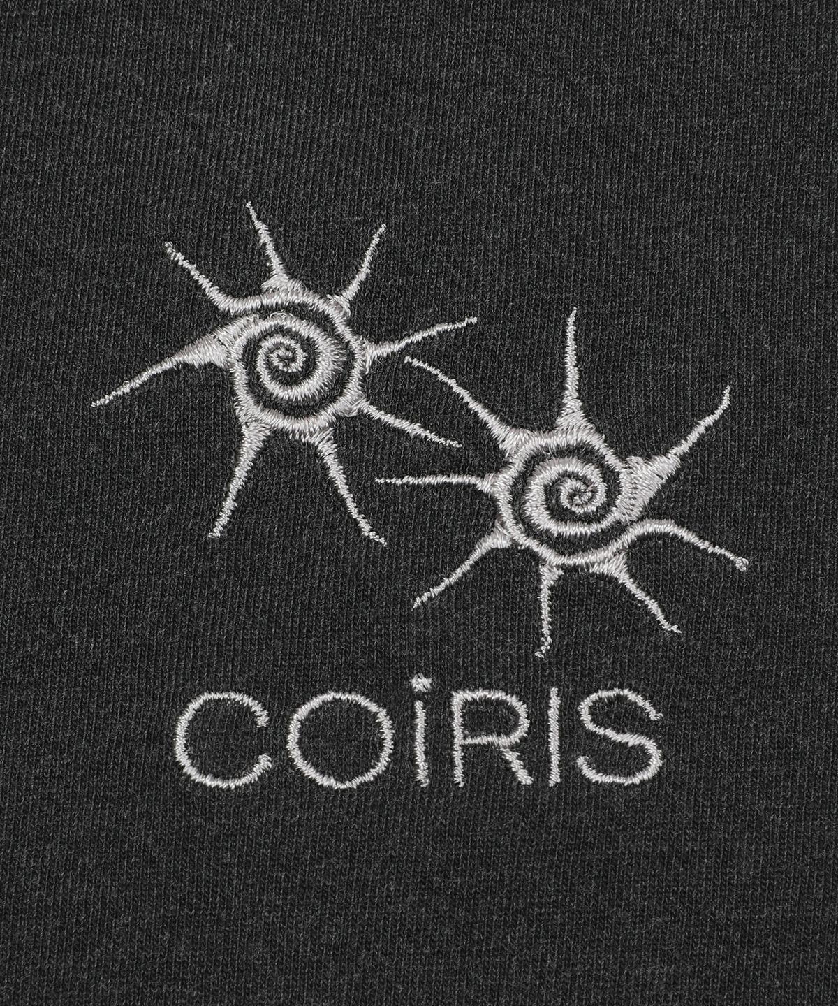 코이리스(COIRIS) 로라 스몰 로고 피그먼트 반팔 티 남녀공용 (3컬러)
