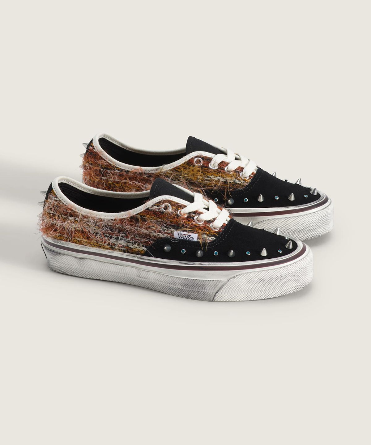 반스(VANS) 프리미엄 어센틱 44 LX - (이비자) 블랙:멀티 / VN000DB8BML1
