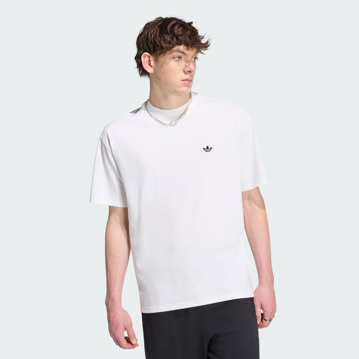 아디다스(ADIDAS) 트레포일 에센셜 루즈 드롭 숄더 티 KS7394