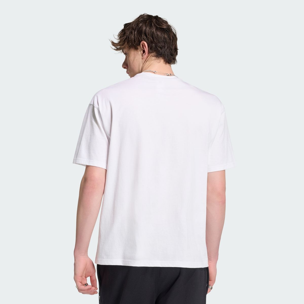 아디다스(ADIDAS) 트레포일 에센셜 루즈 드롭 숄더 티 KS7394