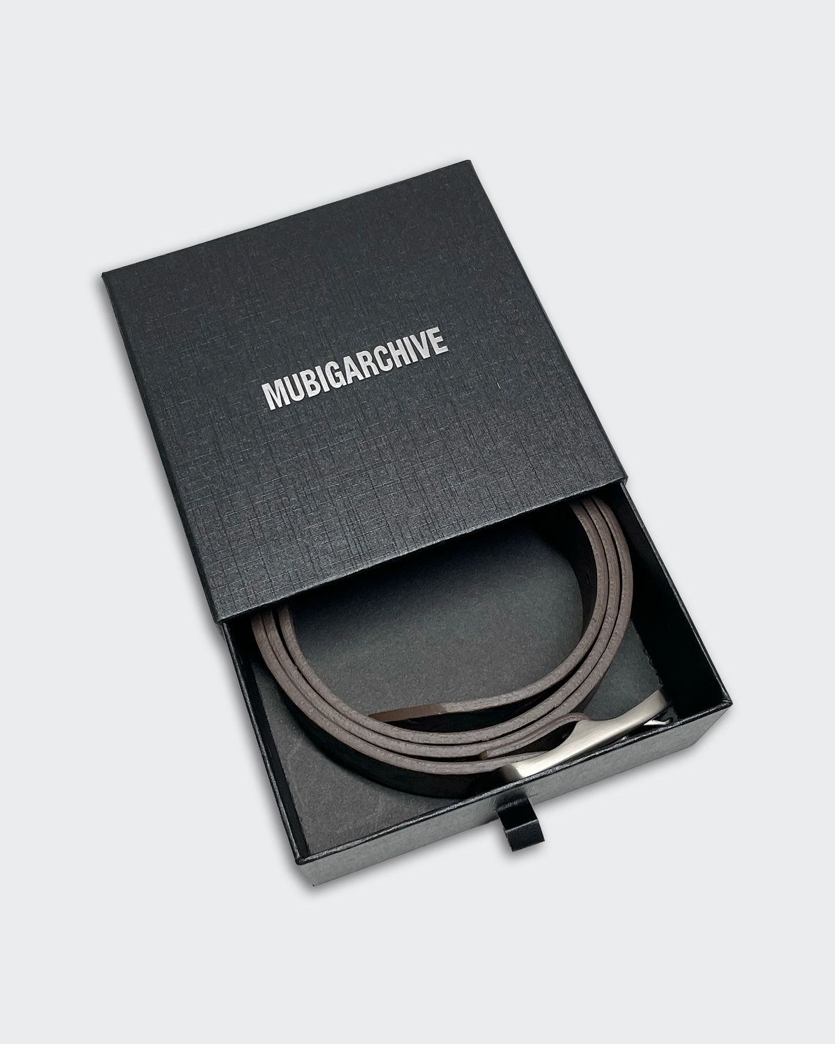 무비그아카이브(MUBIG.ARCHIVE) Diamond Plate Belt (Dark Brown)