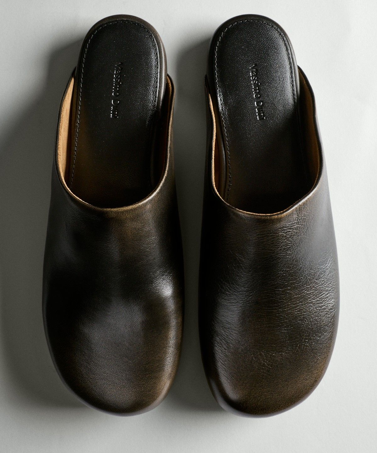 마시모두띠(MASSIMO DUTTI) 레더 뮬