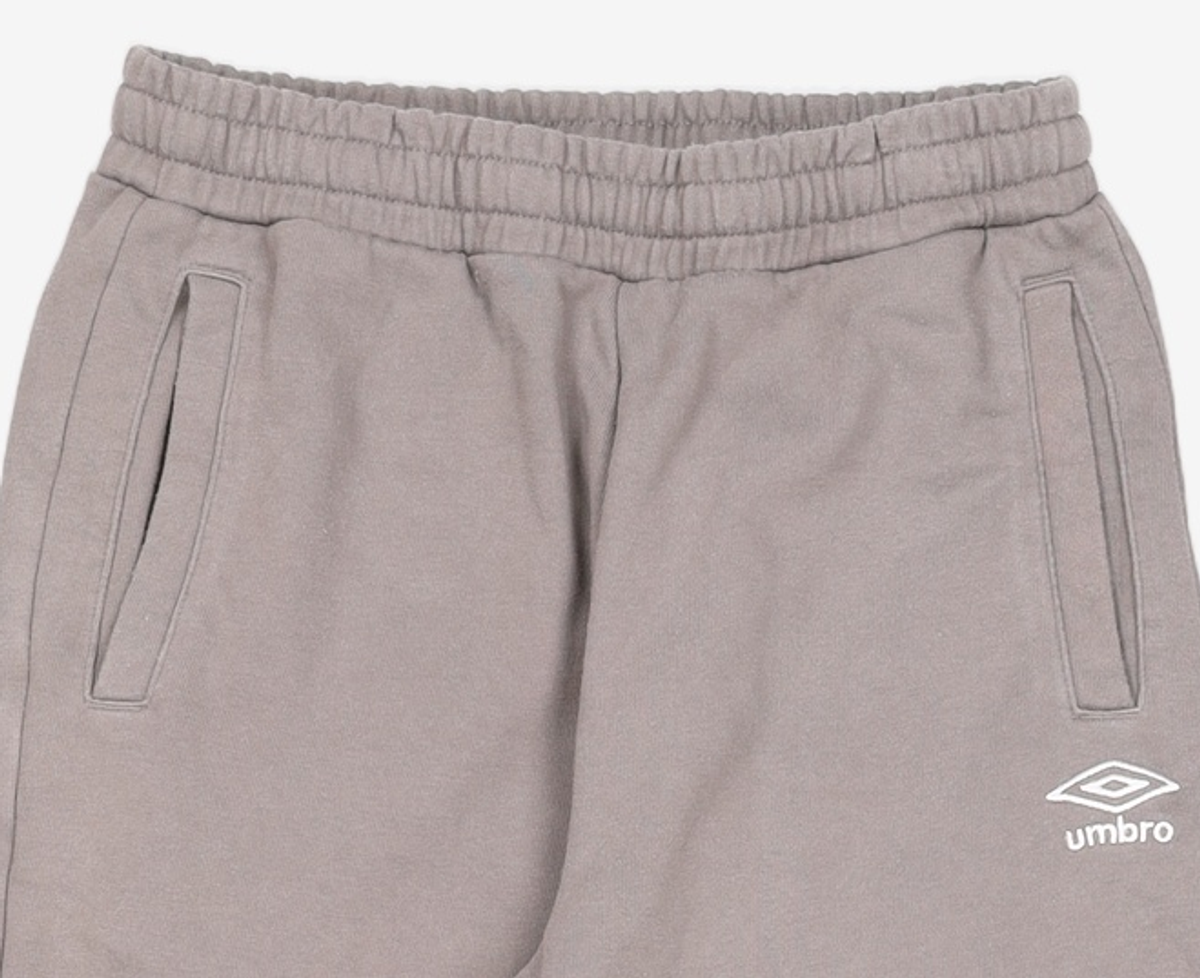 엄브로(UMBRO) 조거 팬츠 70