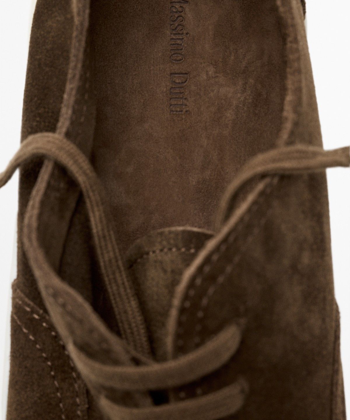마시모두띠(MASSIMO DUTTI) 부드러운 세라지 가죽 스포츠웨어