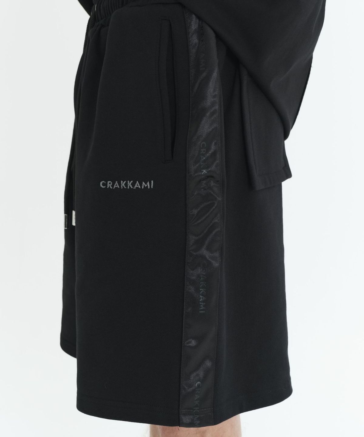 크랙엠아이(CRAKKAMI) 크랙엠아이 시그니처 테이프 쇼츠