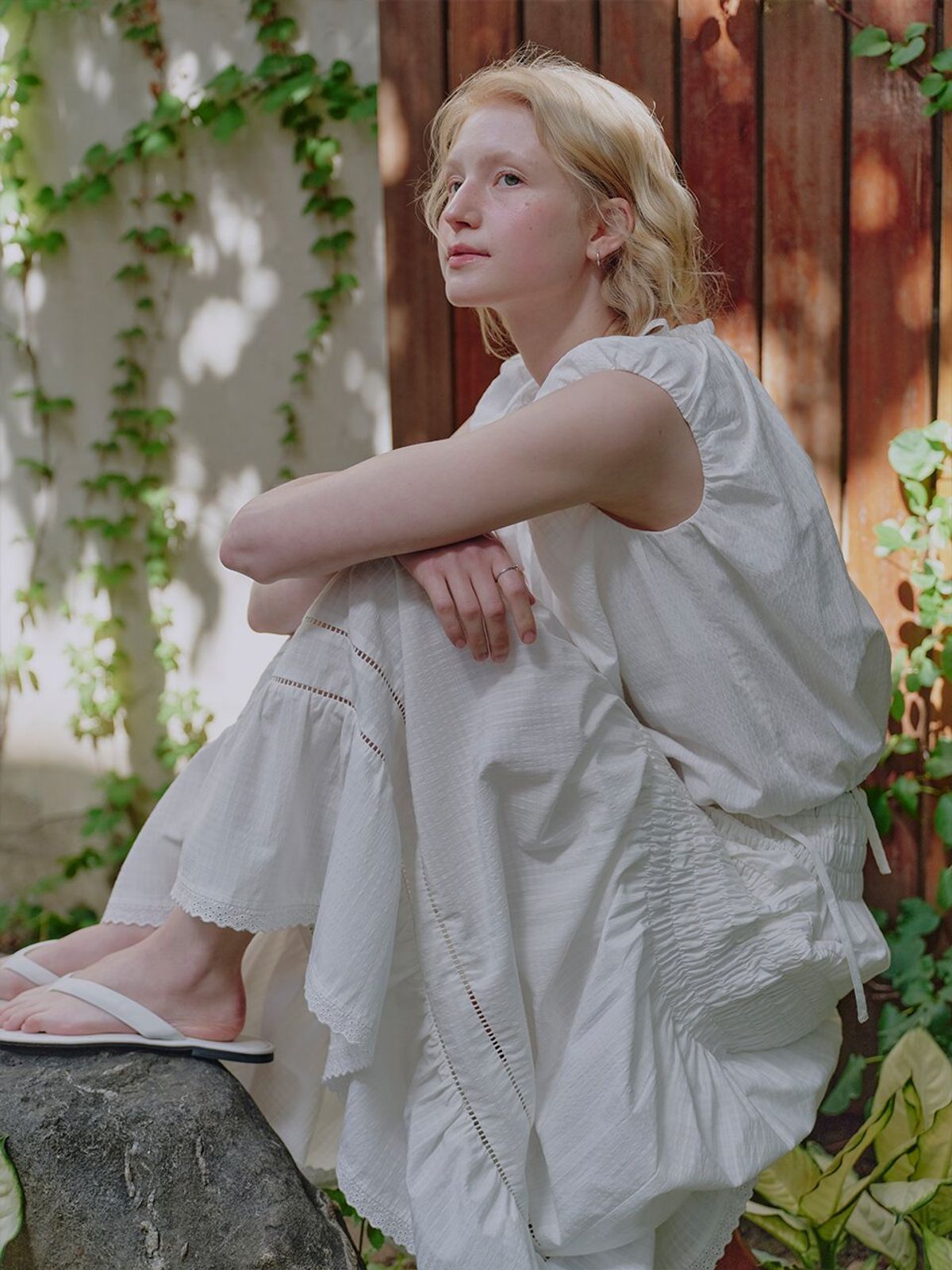 뮈뮈에르(MUEMUER) Ethereal Long Flare Skirt MU2635SK317M