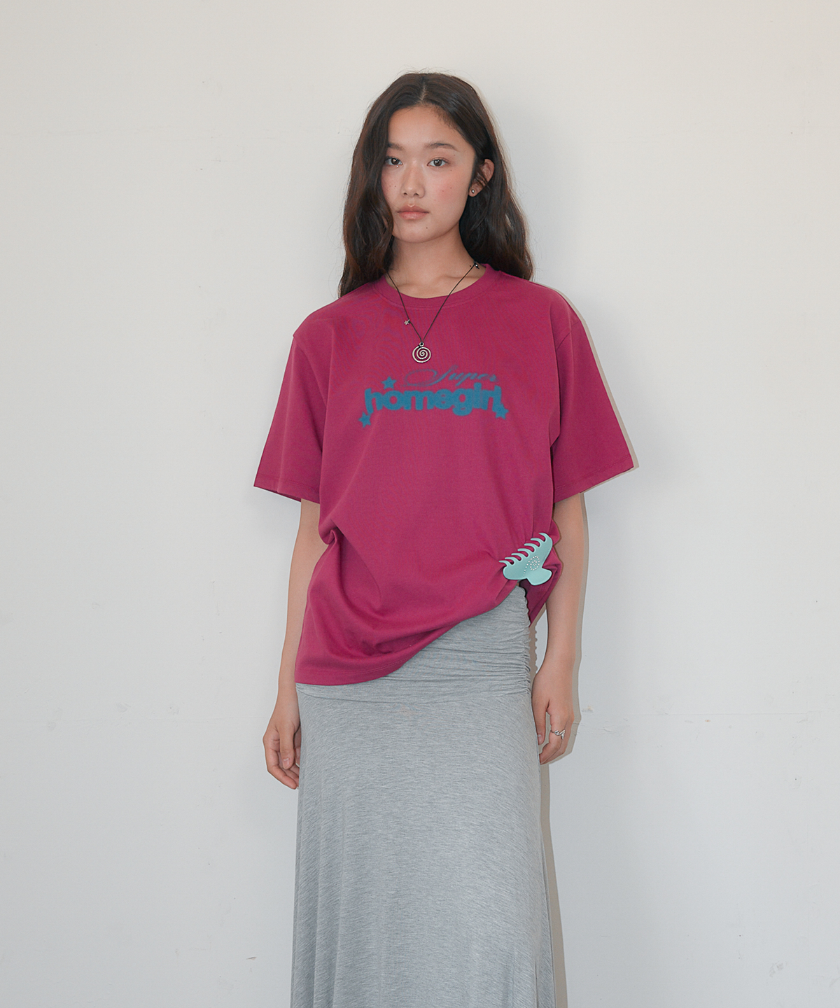 홈바디띵즈(HOMEBODY THINGS) Homegirl Graphic Tee (BURGUNDY)