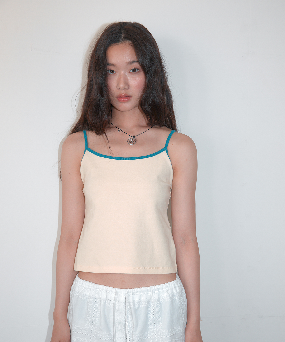 홈바디띵즈(HOMEBODY THINGS) Contrast Strap Sleeveless (LIGHT YELLOW)