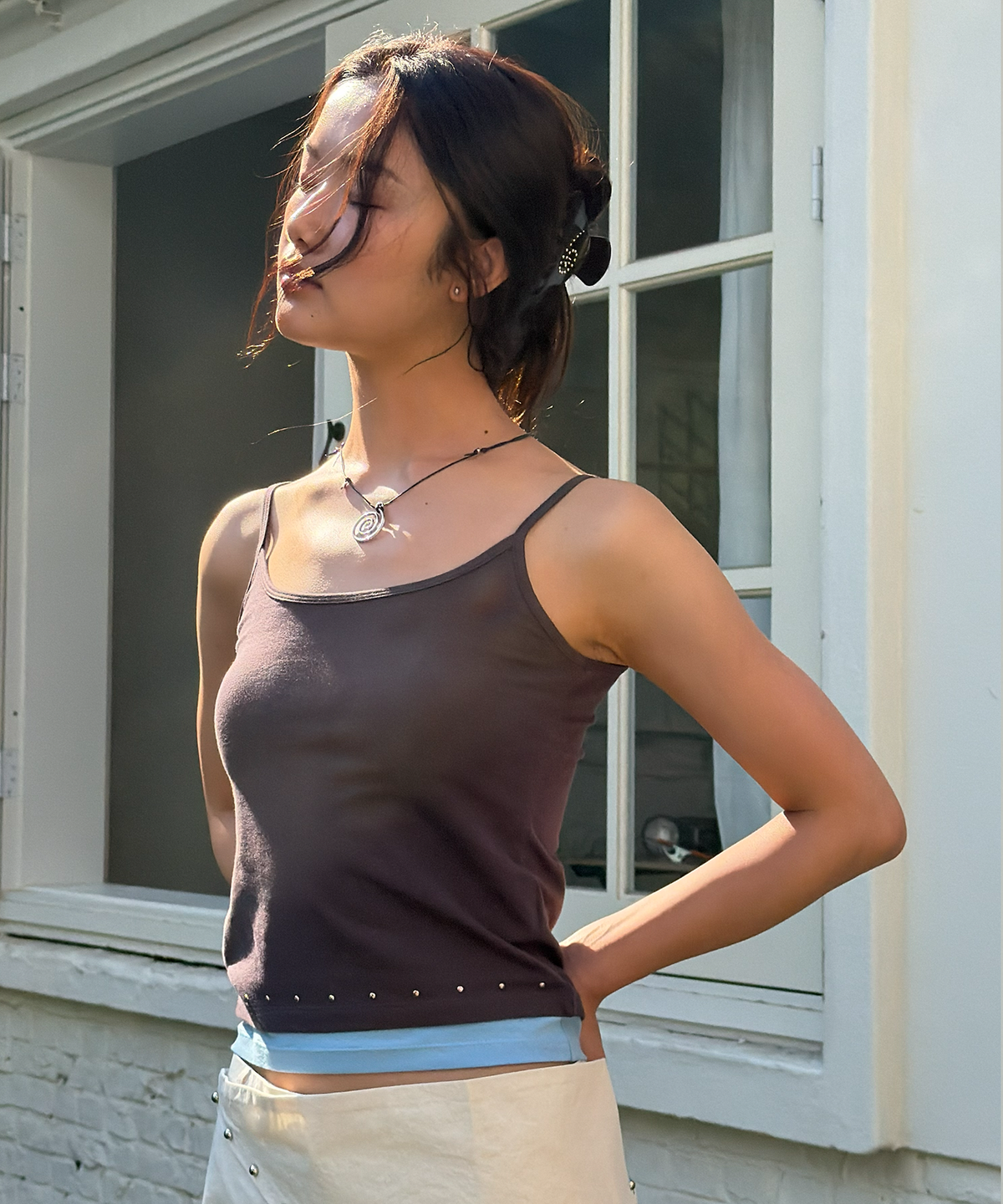 홈바디띵즈(HOMEBODY THINGS) Layered Studded Sleeveless (BROWN - BLUE)