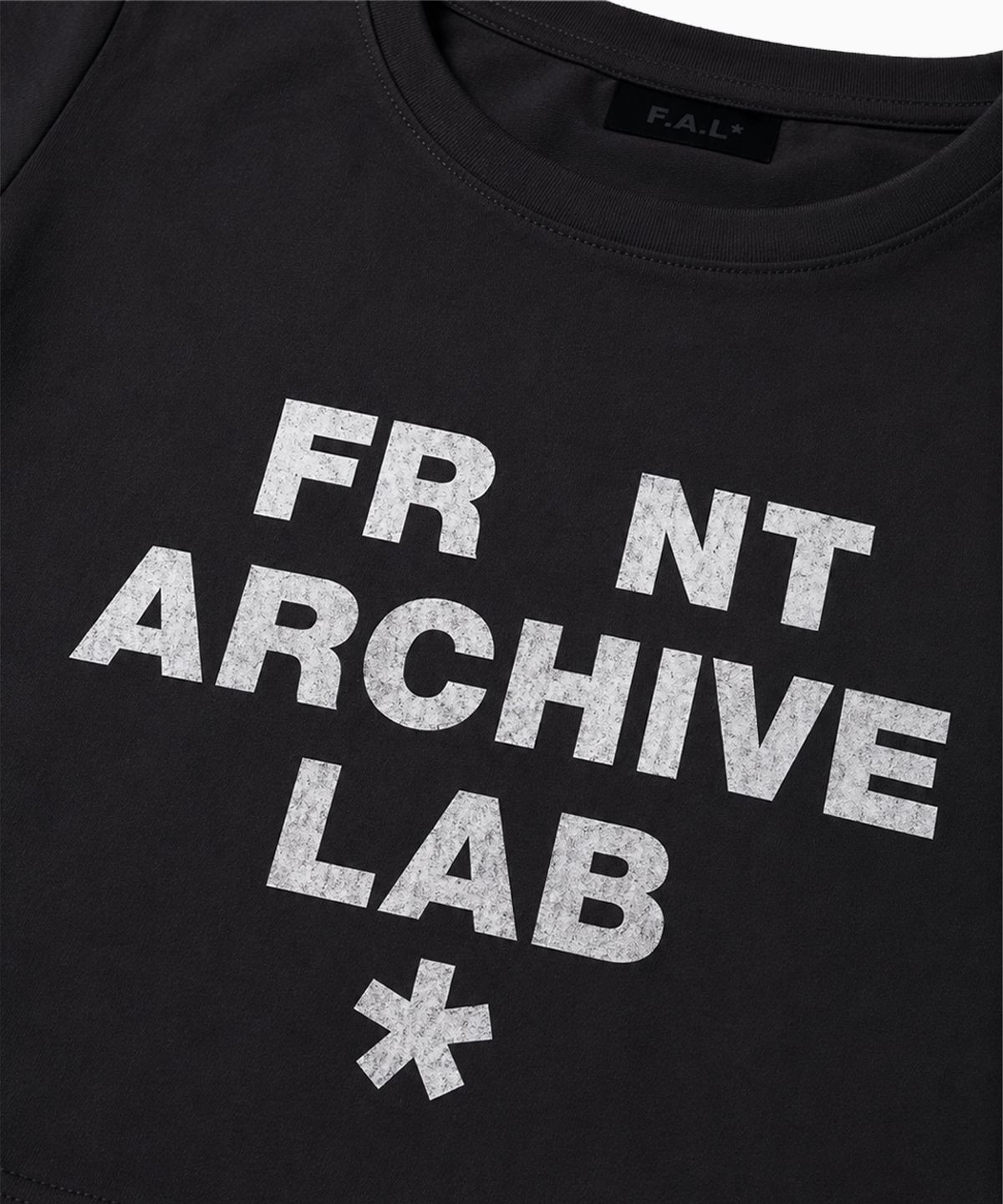 프론트아카이브랩(FRONT ARCHIVE LAB) HEART 우먼 크롭 반팔 티셔츠 [블랙]