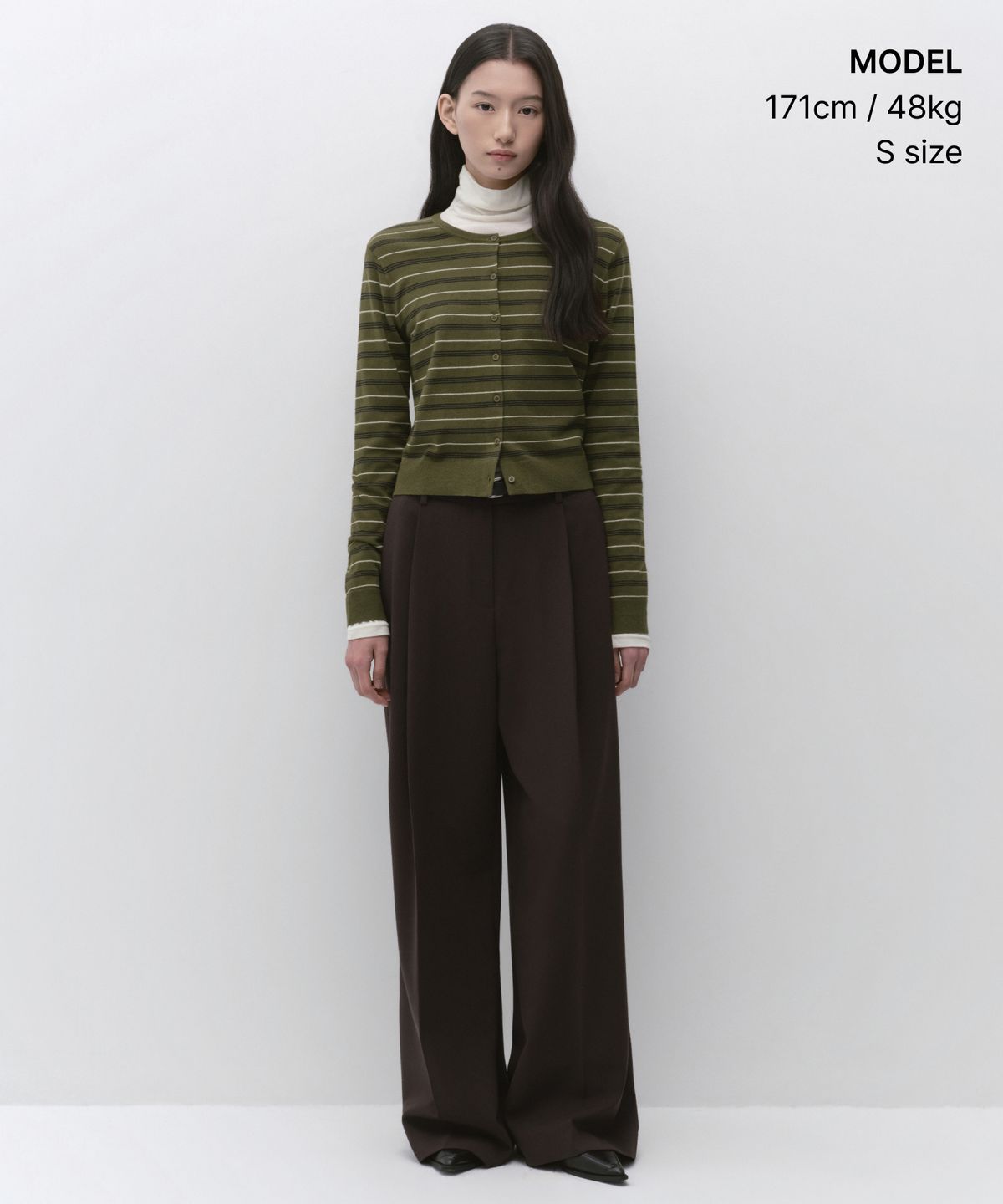 무신사 스탠다드 우먼(MUSINSA STANDARD WOMAN) 우먼즈 멀티 스트라이프 라운드 넥 가디건 [올리브]
