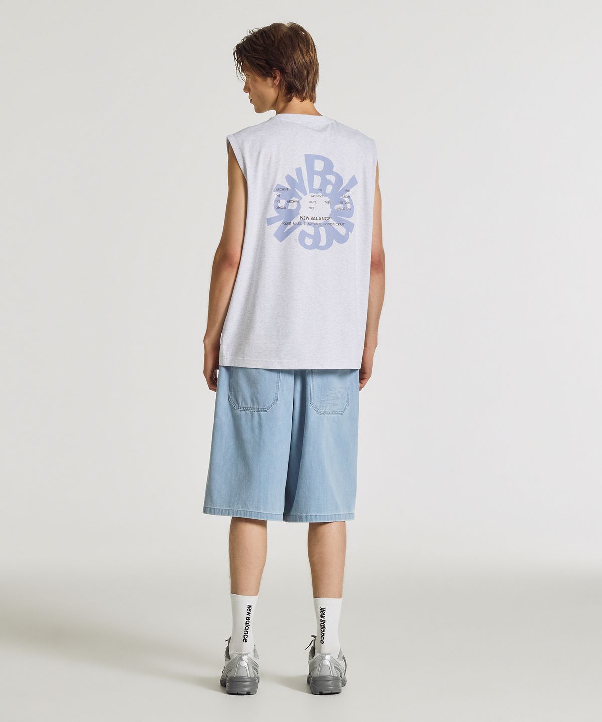 뉴발란스(NEW BALANCE) NBNGG3A023 / UNI Archive Pace Circle 그래픽 나시티 (L/GRAY)