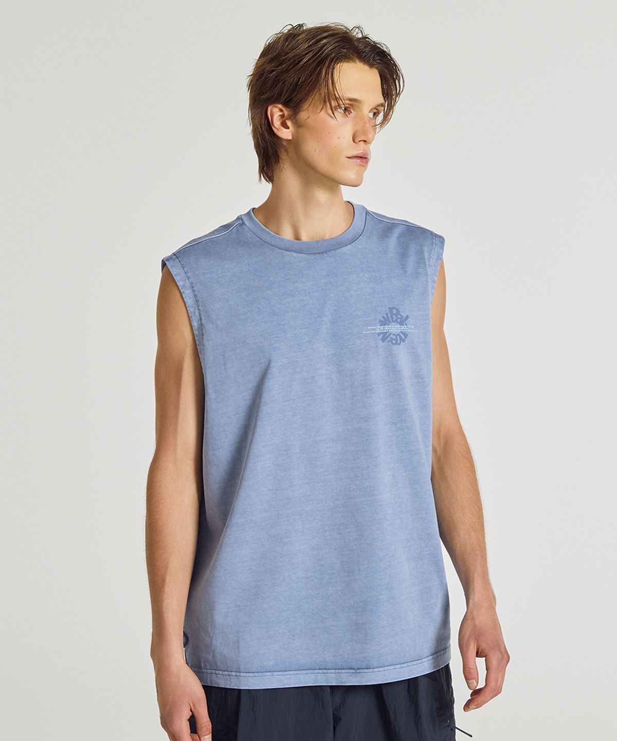 뉴발란스(NEW BALANCE) NBNGG3A023 / UNI Archive Pace Circle 그래픽 나시티 (G/BLUE)