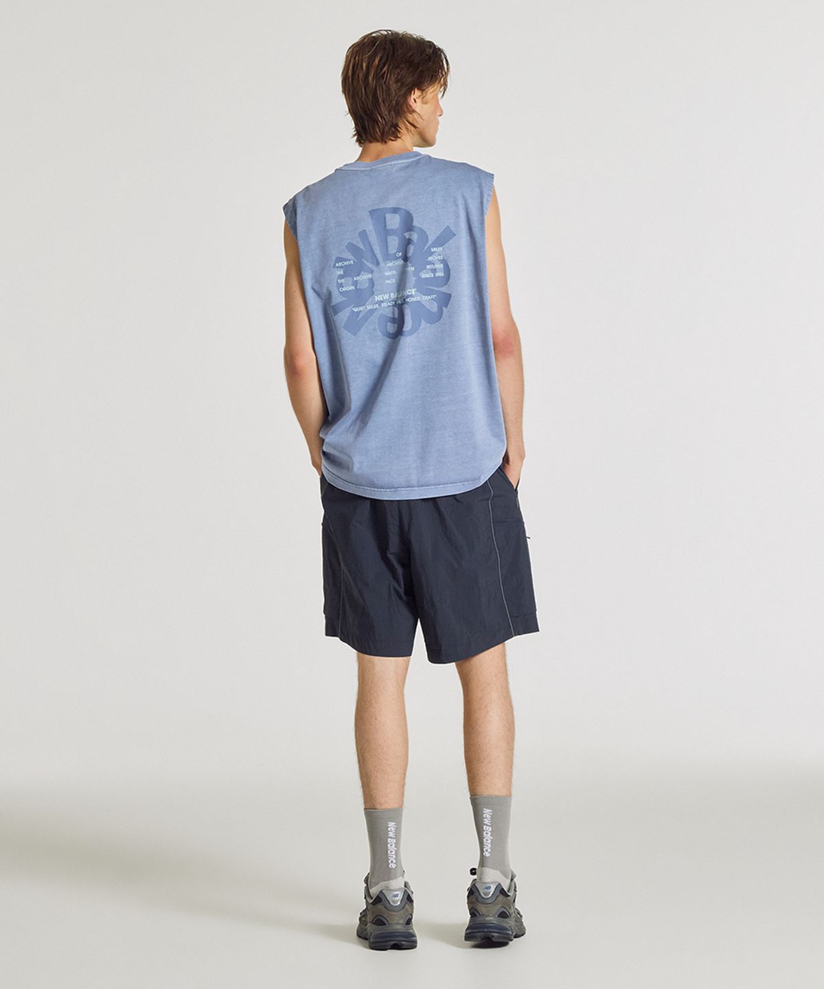 뉴발란스(NEW BALANCE) NBNGG3A023 / UNI Archive Pace Circle 그래픽 나시티 (G/BLUE)