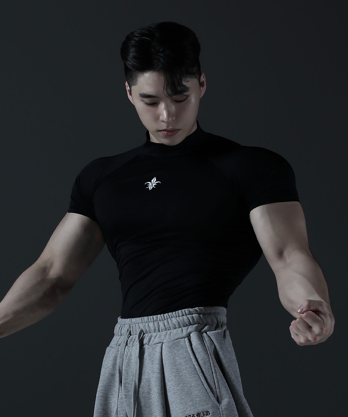 카미드(CARMID) 컴프레션 모크넥 반팔 [블랙]