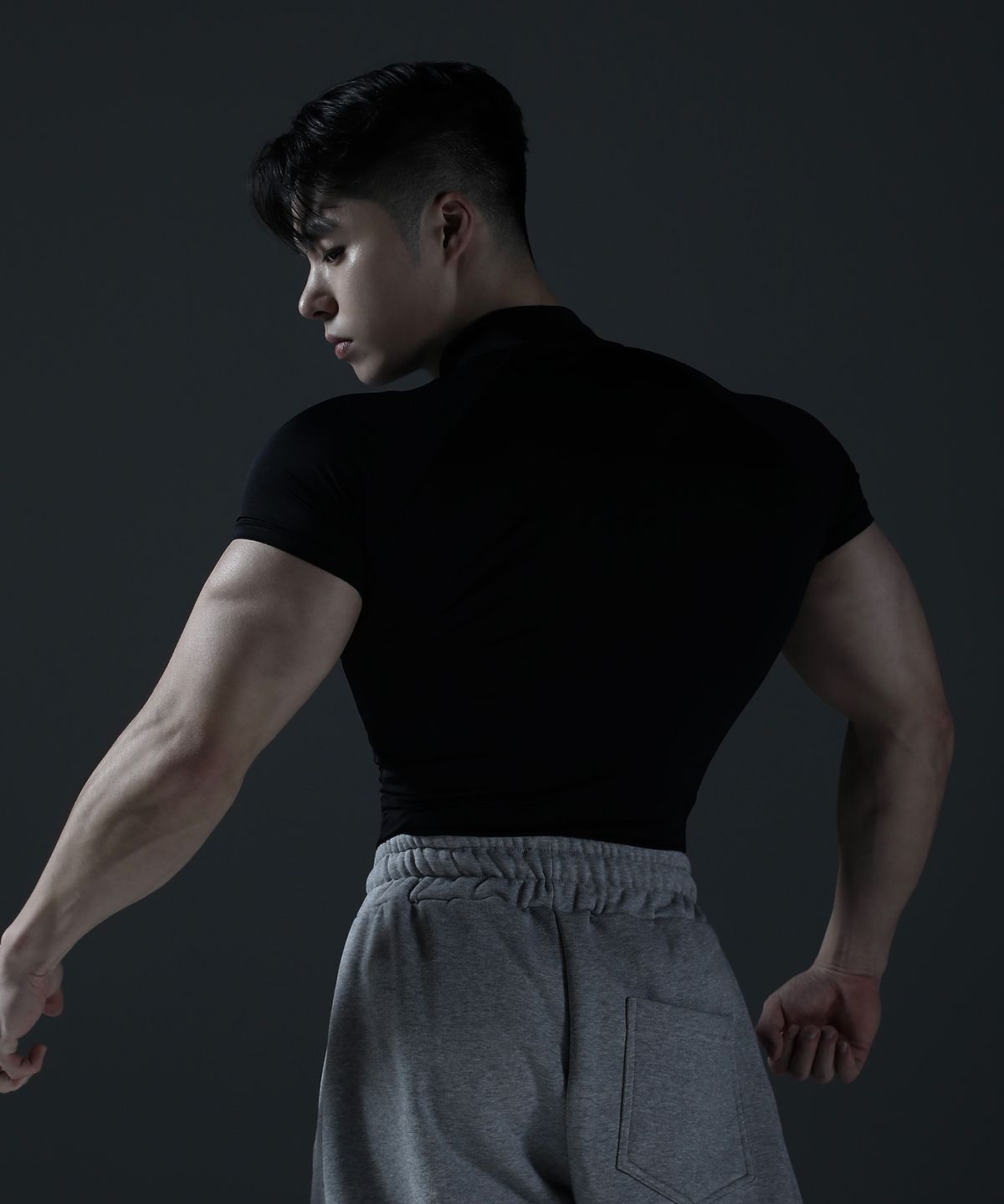 카미드(CARMID) 컴프레션 모크넥 반팔 [블랙]
