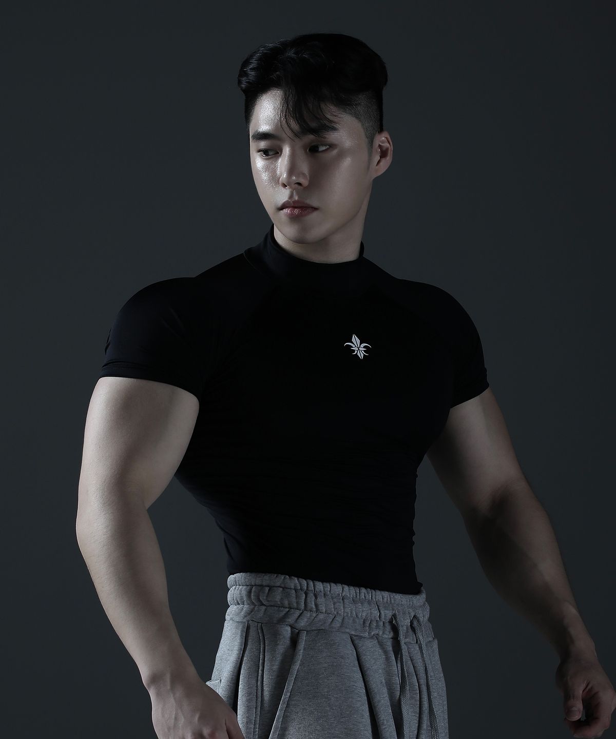 카미드(CARMID) 컴프레션 모크넥 반팔 [블랙]