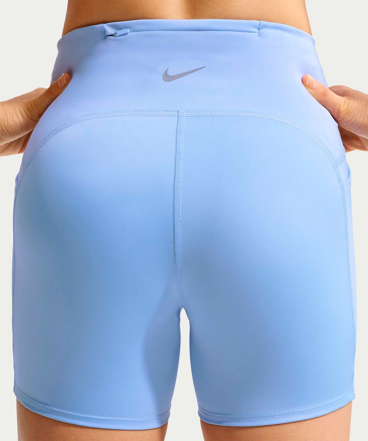 나이키(NIKE) 스위프트 하이웨이스트 4인치 타이트 포켓 러닝 쇼츠 W - 알루미늄 / HJ2259-468