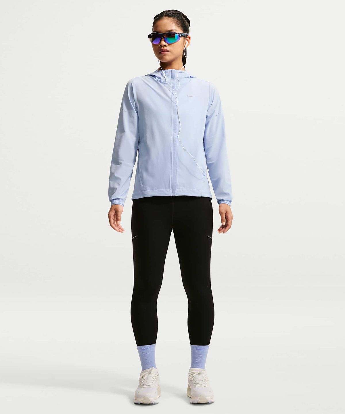 나이키(NIKE) 스위프트 리펠 패커블 러닝 재킷 W - 알루미늄 / HQ0651-468
