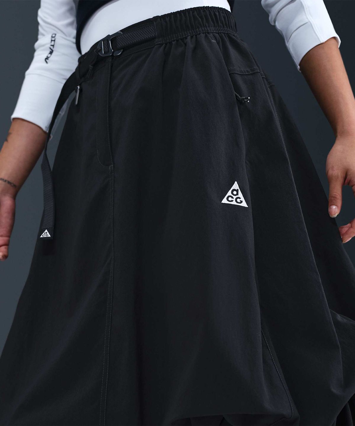 나이키(NIKE) ACG 스미스 서밋 스커트 W - 블랙:앤트러사이트:서밋 화이트 / IB4432-010
