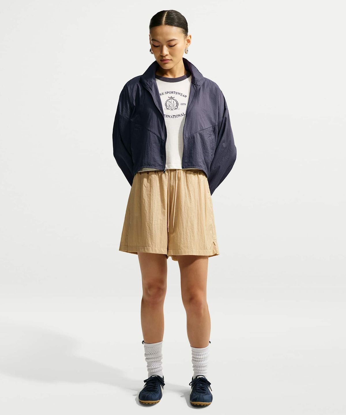 나이키(NIKE) 스포츠웨어 오버사이즈 경량 립스탑 재킷 W - 그리드아이언 / IF0588-013