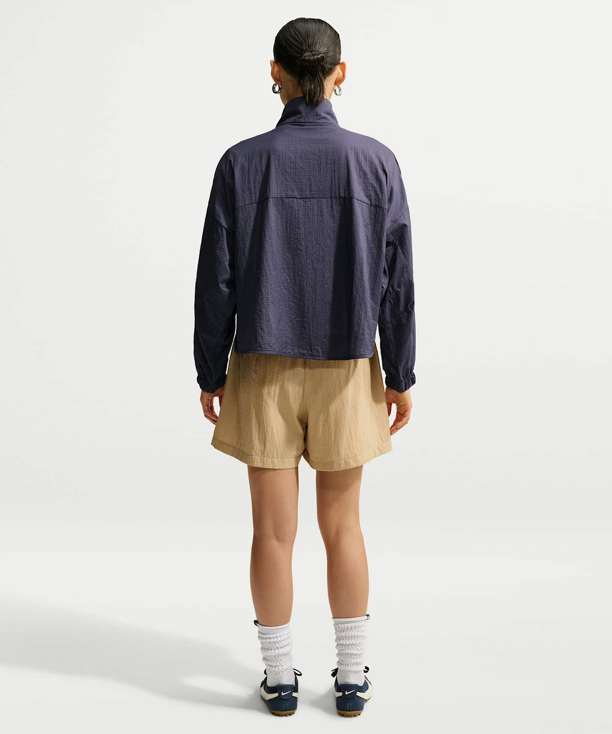 나이키(NIKE) 스포츠웨어 오버사이즈 경량 립스탑 재킷 W - 그리드아이언 / IF0588-013
