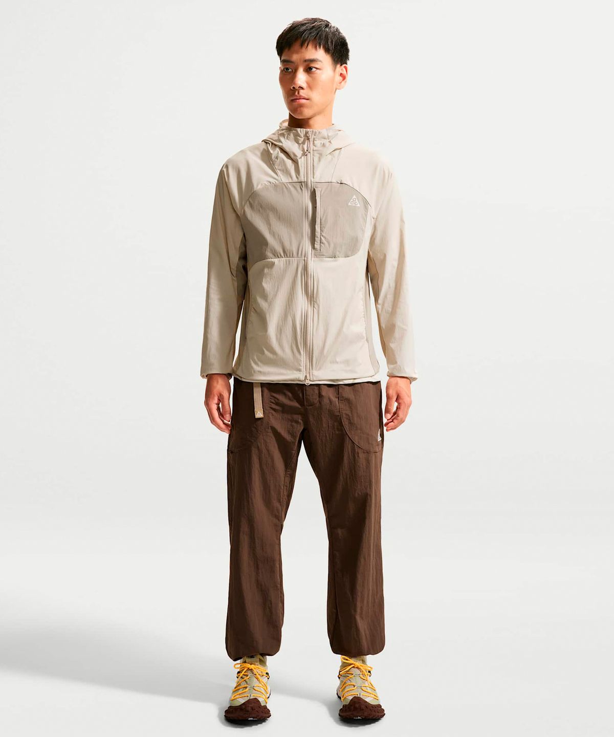 나이키(NIKE) ACG 파이브 타워스 UV 프로텍션 재킷 M - 라이트 오어우드 브라운:크림 II:서밋 화이트 / IF0960-104