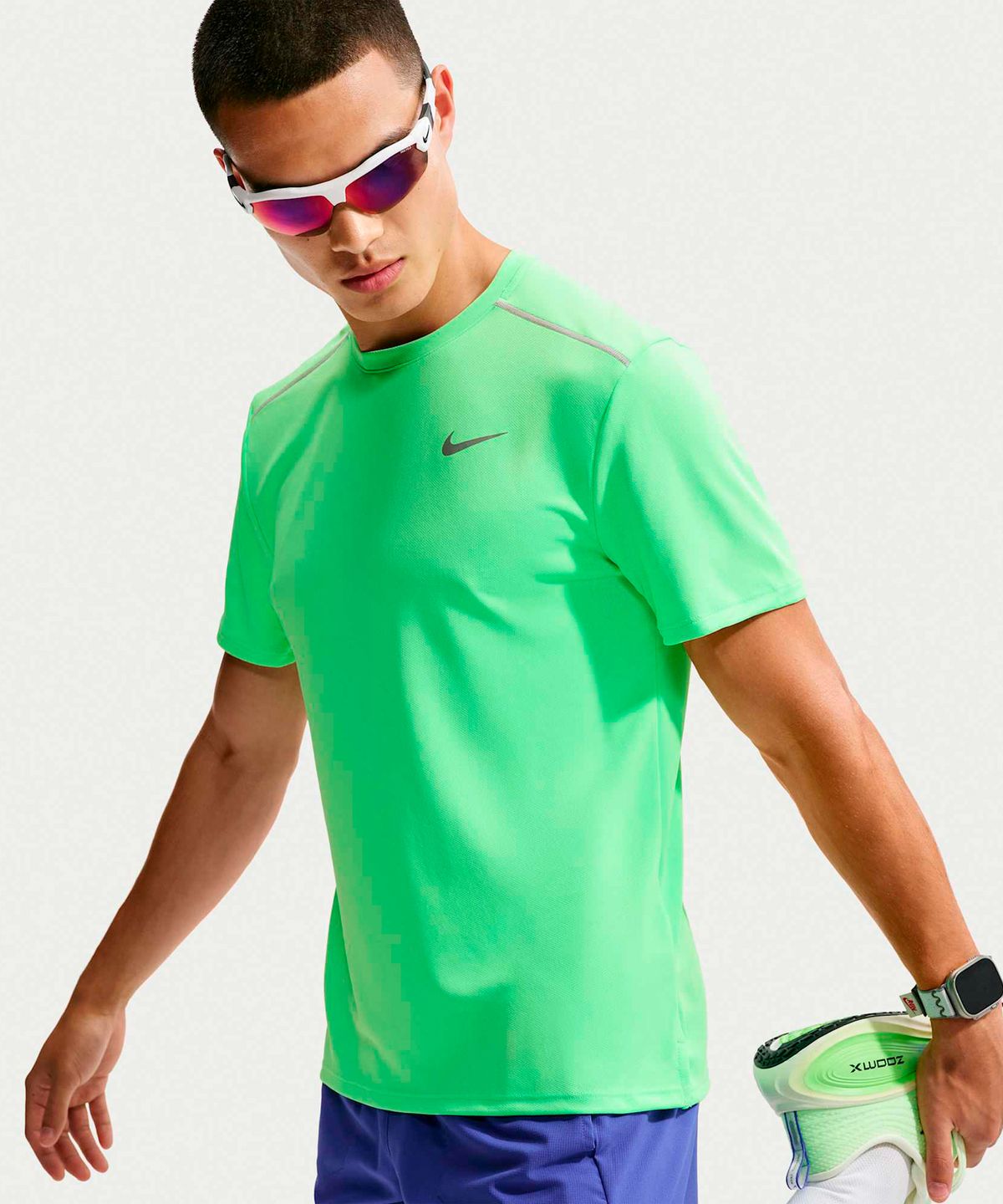 나이키(NIKE) 마일러 드라이 핏 UV 차단 반소매 러닝 탑 M - 일루전 그린:큐컴버 캄 / IF2083-336