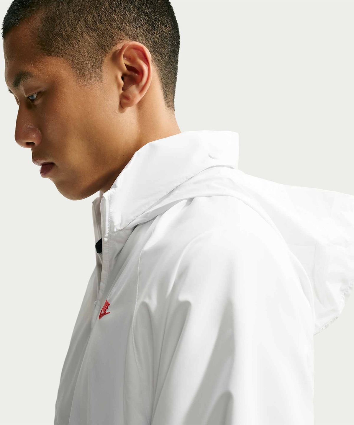 나이키(NIKE) 윈드러너 경량 하프집 재킷 M - 서밋 화이트:블루 보이드:라이트 크림슨 / IF3391-121