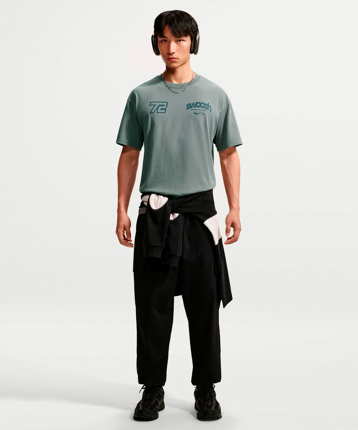 나이키(NIKE) 스포츠웨어 티셔츠 M - 스모크 그레이 / IM3778-084