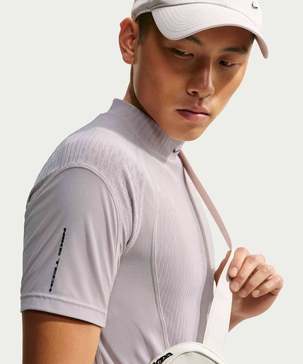 나이키(NIKE) 테크 드라이 핏 ADV 반소매 탑 M - 칼리지 그레이:블랙 / IM5730-009