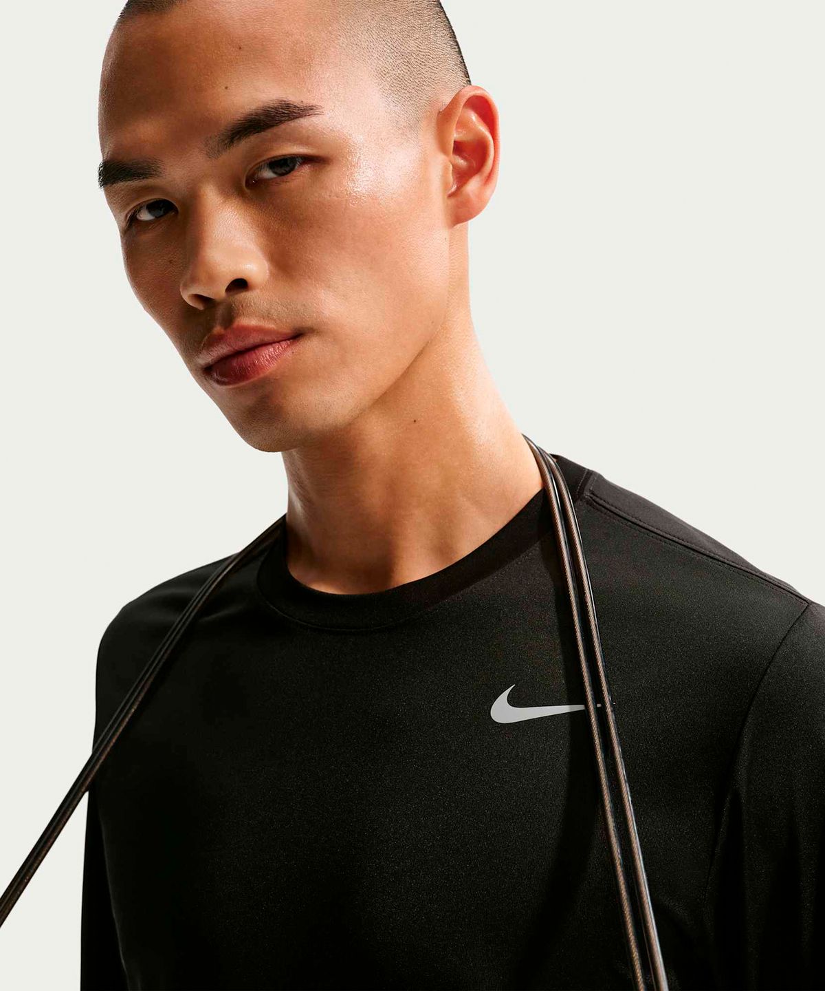 나이키(NIKE) 플렉스 드라이 핏 긴소매 트레이닝 탑 M - 블랙:매트 실버 / IO1428-010