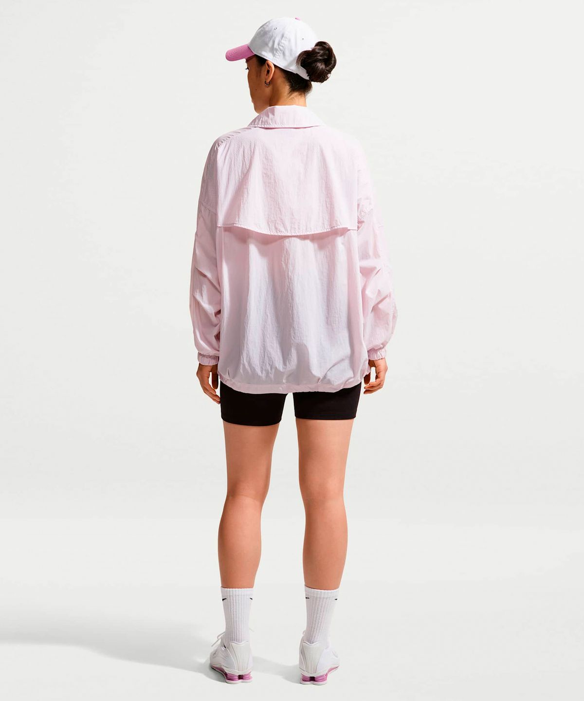 나이키(NIKE) 스포츠웨어 오버사이즈 경량 UV 재킷 W - 블리치트 라일락:세일 / IO1521-583