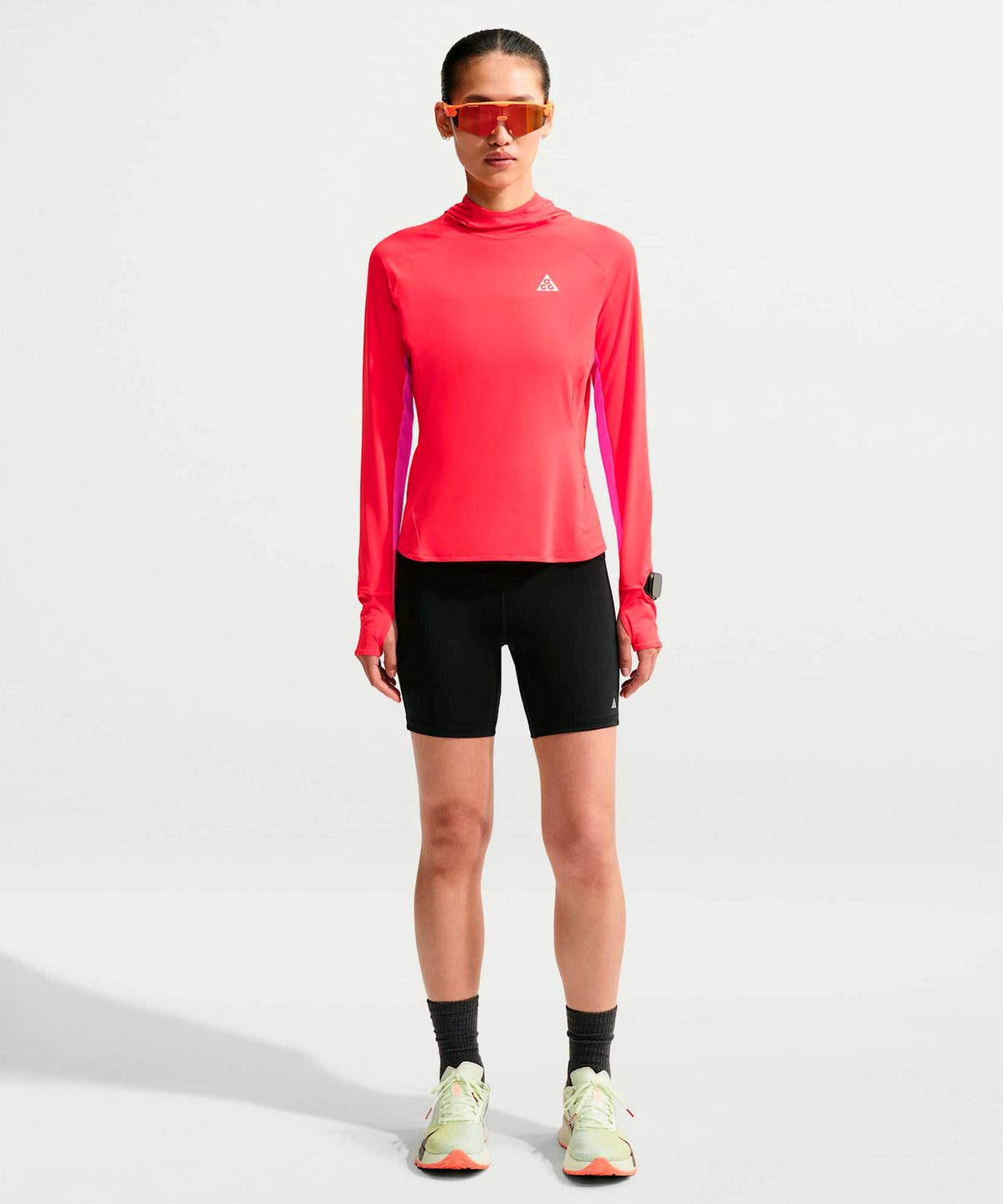 나이키(NIKE) ACG UV 차단 후드 트레일 러닝 미드 레이어 탑 W - 라이트 크림슨:데저트 핑크:서밋 화이트 / IO9756-696