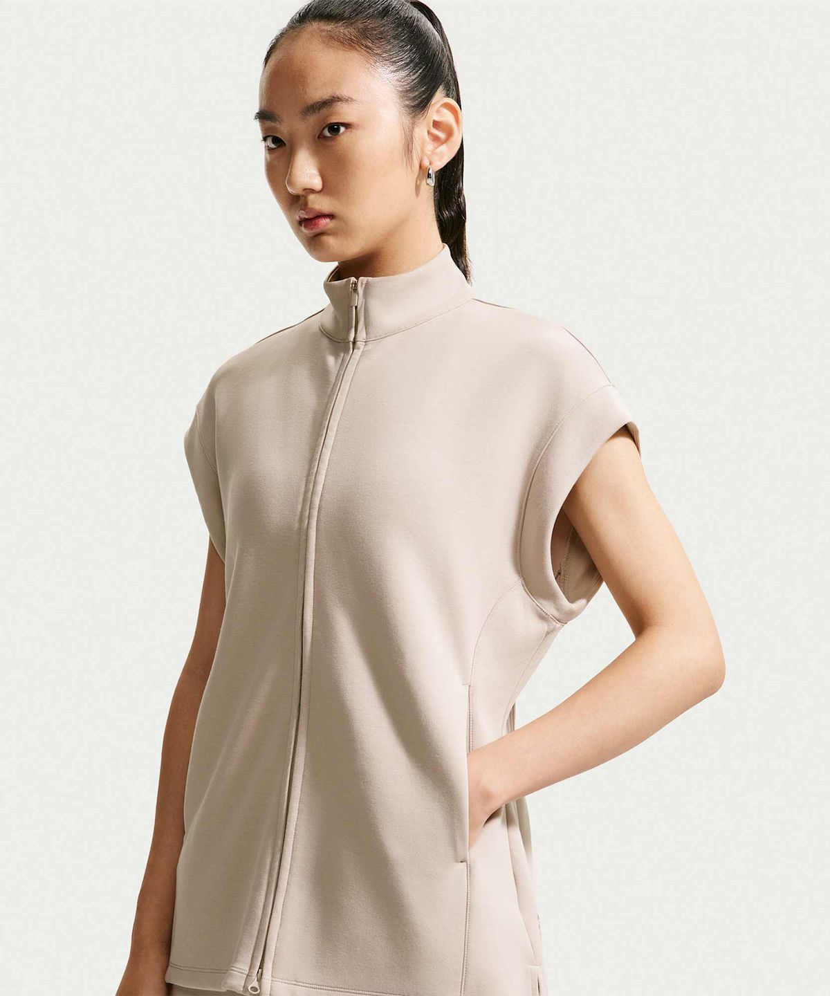 나이키(NIKE) 24.7 임파서블리소프트 드라이 핏 풀집 튜닉 W - 크림 II:칼리지 그레이 / IQ7052-236