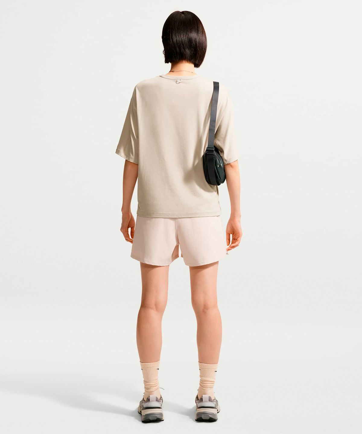 나이키(NIKE) 24.7 임파서블리소프트 라이트 드라이 핏 반소매 티셔츠 W - 크림 II:칼리지 그레이 / IQ9333-236