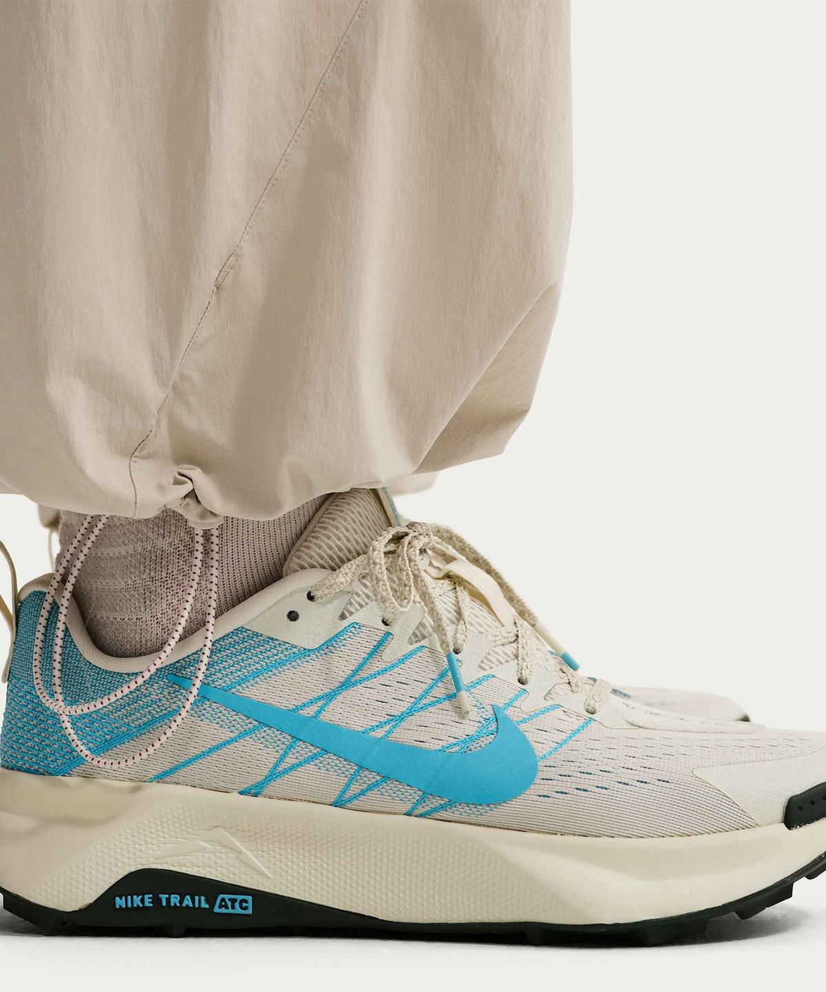 나이키(NIKE) ACG 하이 스테이크 루즈 핏 하이킹 팬츠 M - 크림 II:서밋 화이트 / IR7308-236