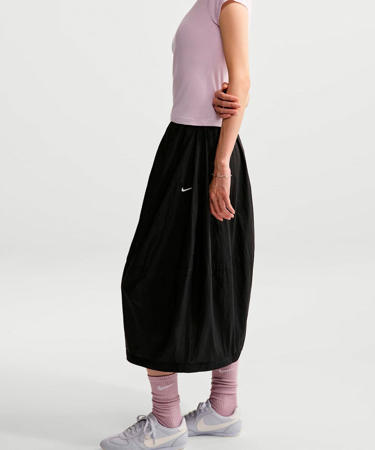 나이키(NIKE) 스포츠웨어 오버사이즈 경량 UV 스커트 W - 블랙:세일 / IU1986-010