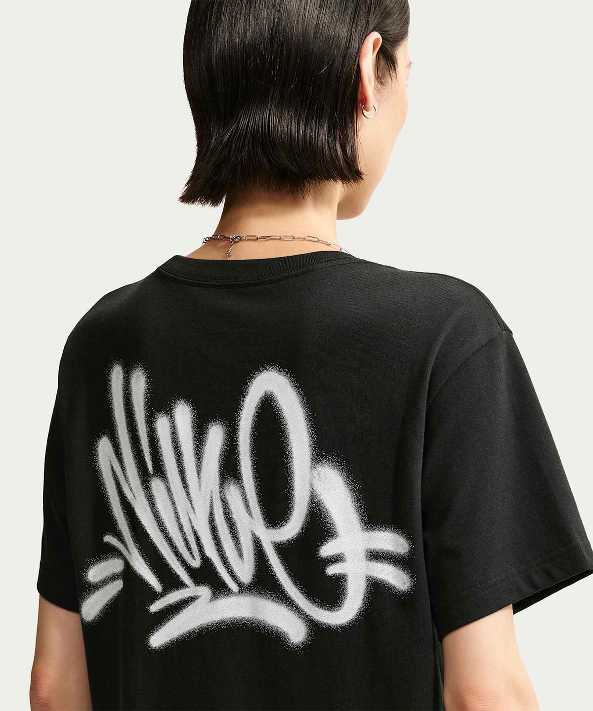 나이키(NIKE) 스포츠웨어 클래식 오버사이즈 티셔츠 W - 블랙 / IV5486-010