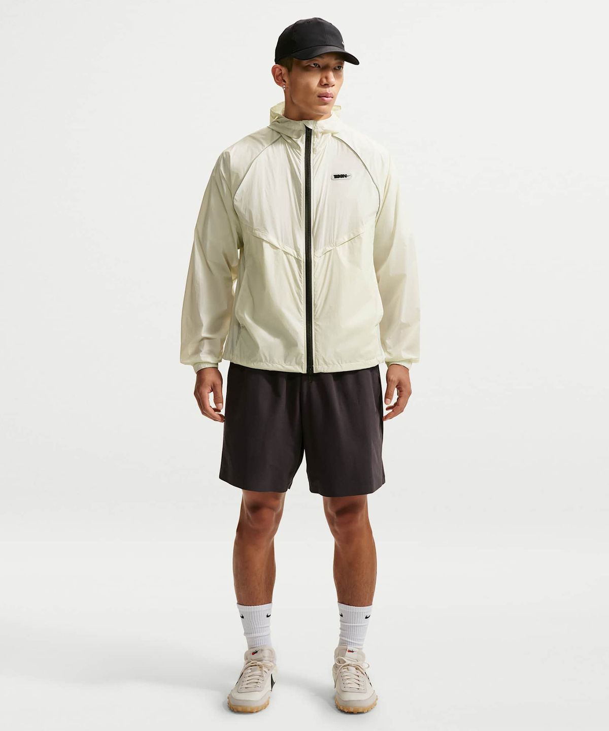 나이키(NIKE) 스포츠웨어 윈드러너 경량 풀집 재킷 M - 씨 글래스 / IW0963-099