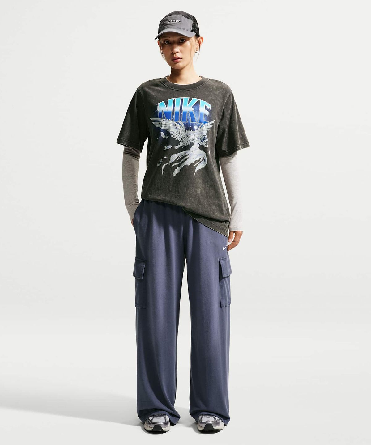 나이키(NIKE) 스포츠웨어 티셔츠 W - 앤트러사이트 / IW1198-060