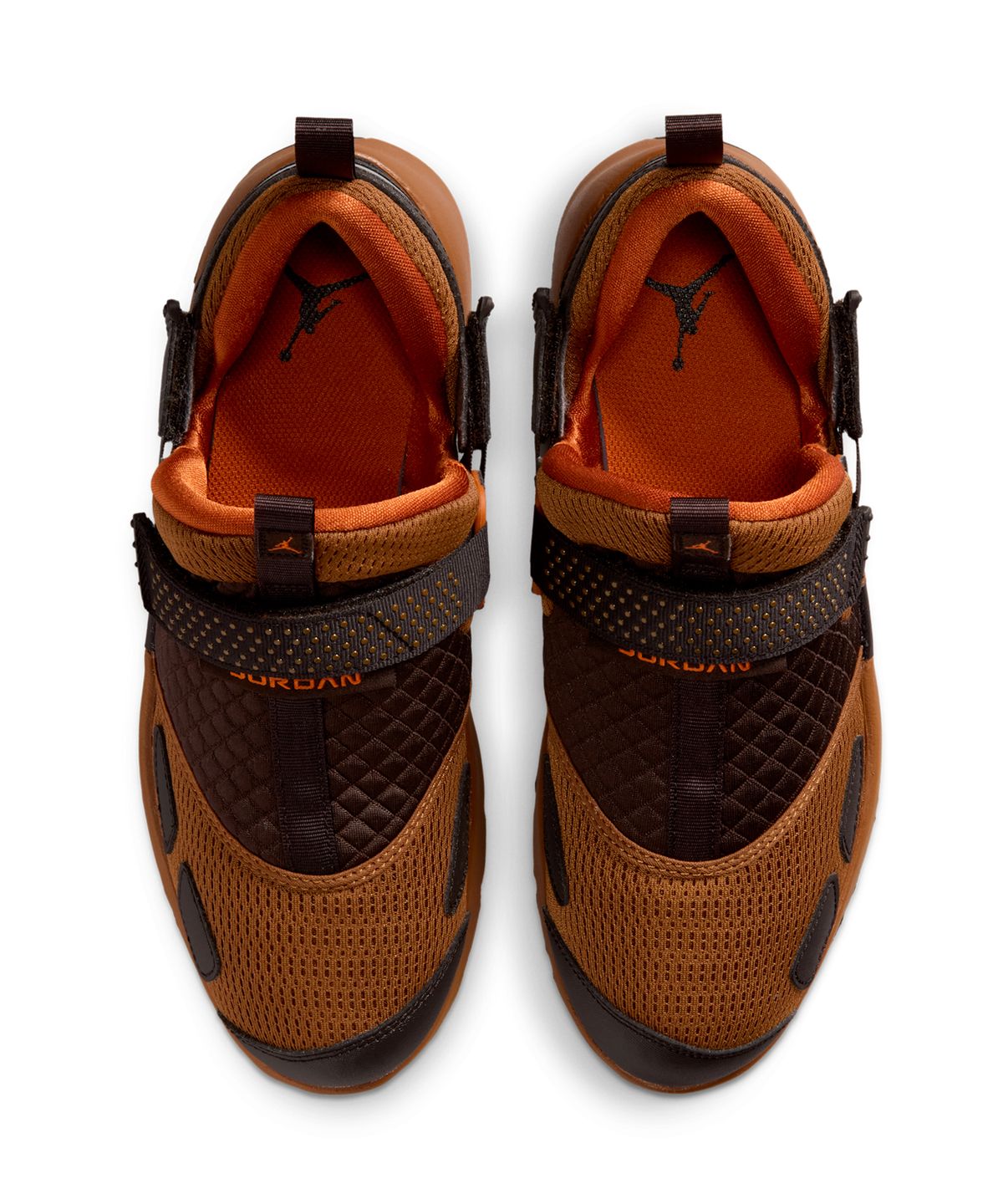 나이키(NIKE) 조던 트러너 LX W - 라이트 브리티시 탠:리플렉티브 실버:화이트:데저트 오렌지 / HQ2164-200