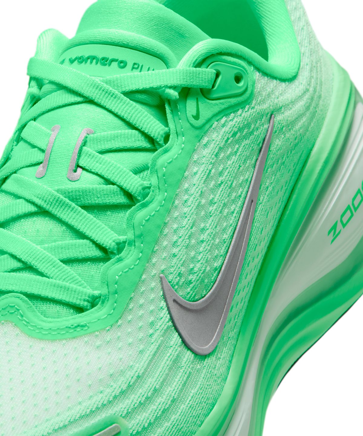나이키(NIKE) 보메로 플러스 W - 화이트:일루전 그린:큐컴버 캄:메탈릭 실버 / HV8154-111