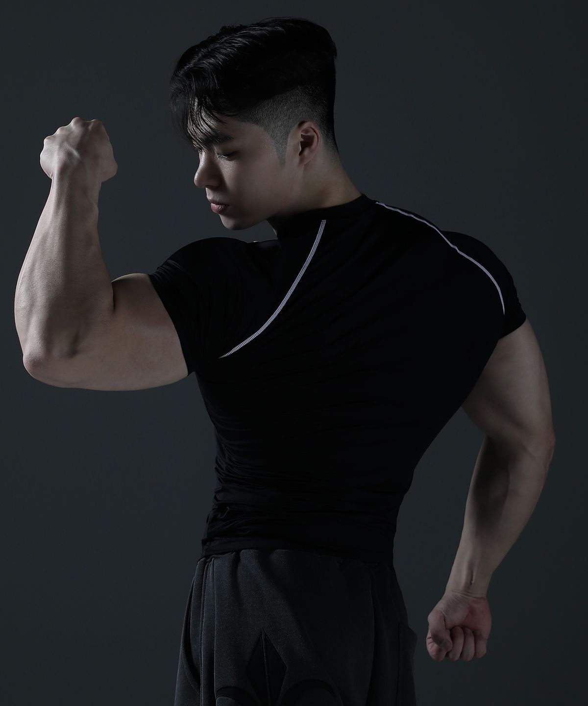 카미드(CARMID) 노블 라인 컴프레션 반팔 [블랙]
