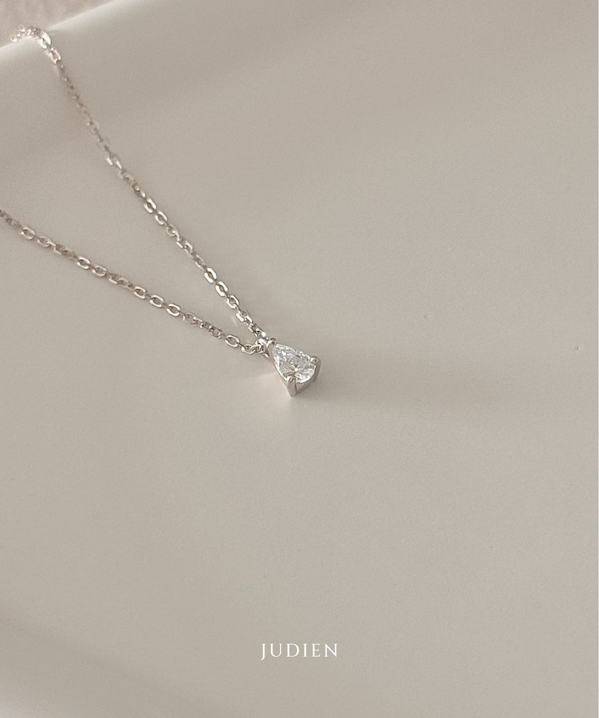 주디엔(JUDIEN) 14k 18k 물방울 랩다이아 목걸이